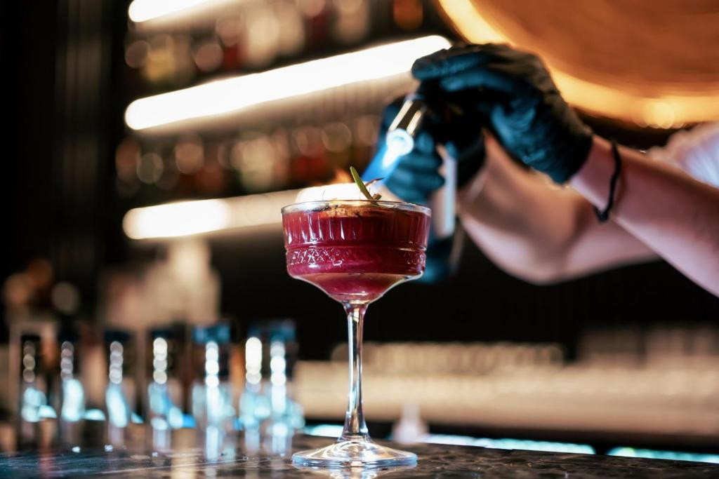 Фото отеля SERENITY QUEEN HOTEL