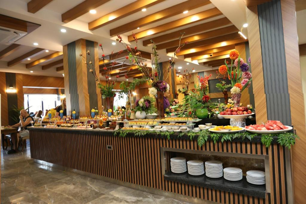 Фото отеля SIDE YESILOZ HOTEL