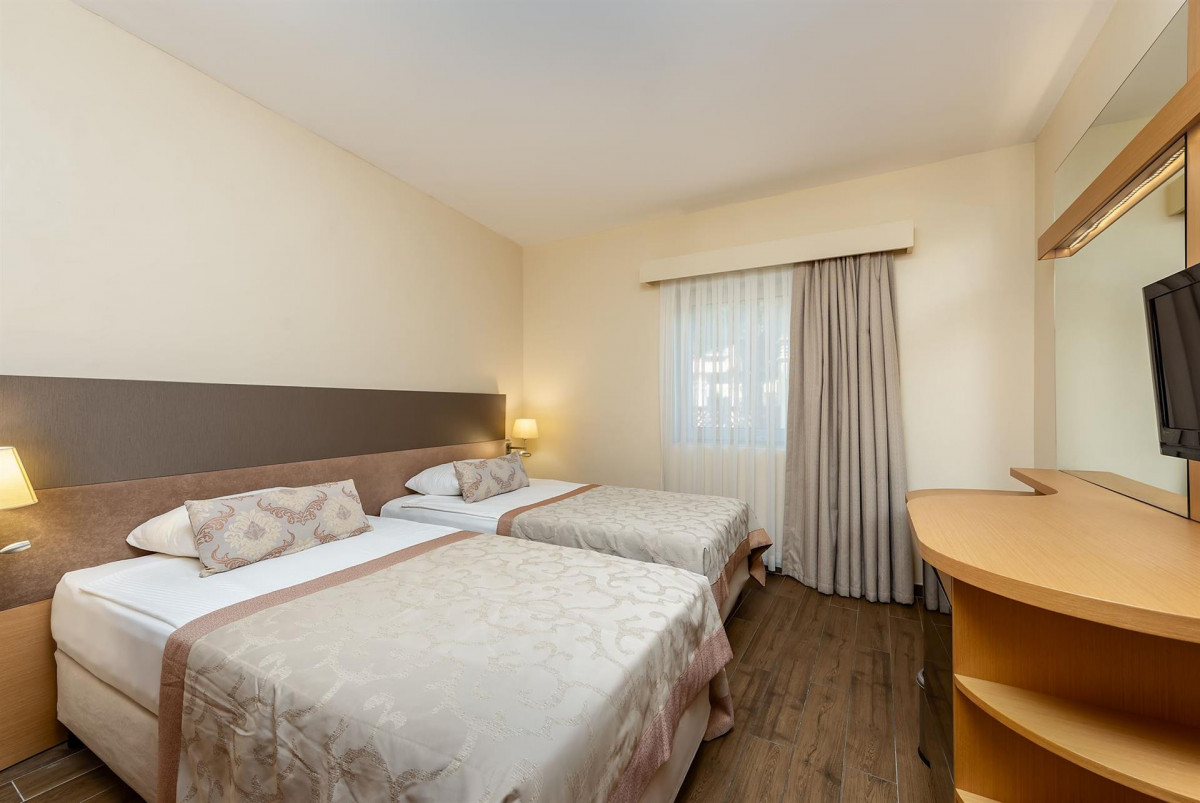 Фото отеля SELECTUM FAMILY RESORT SIDE (EX. SILENCE BEACH RESORT)