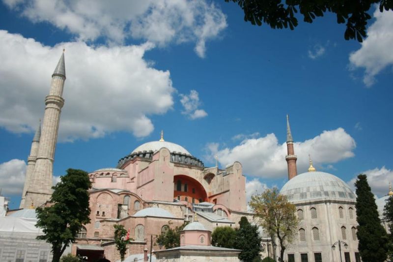 мечеть в турции хюррем. трех стамбуле. De maree hotel 3 стамбул фото. Istanbul kaya royal hotel -grand bazaar 3* фатих стамбул 75 tiyatro фото. Gorur hotel.