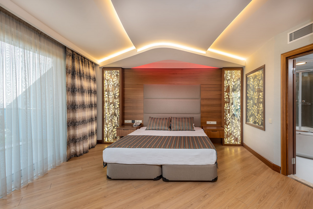 Фото отеля THE MARILIS HILL RESORT HOTEL & SPA