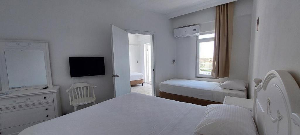 Фото отеля UK HOTEL KIRIS (EX. KIRIS ROSE, SAILORS PARK)