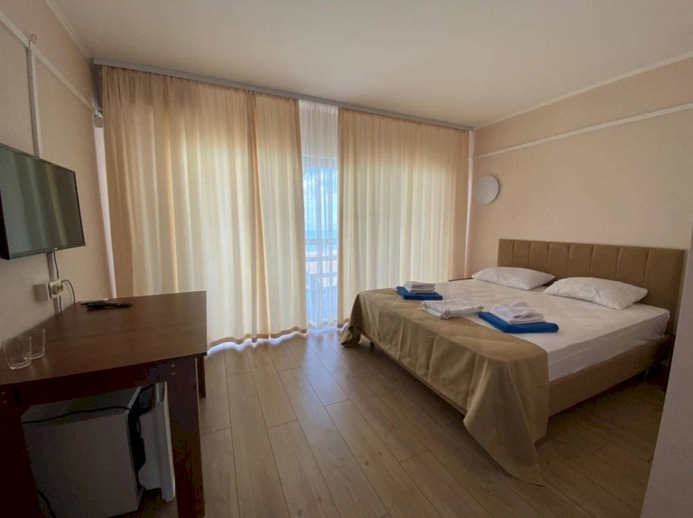 Фото отеля ТИХАЯ ГАВАНЬ (БЫВШ. АЛАХАДЗЕ)