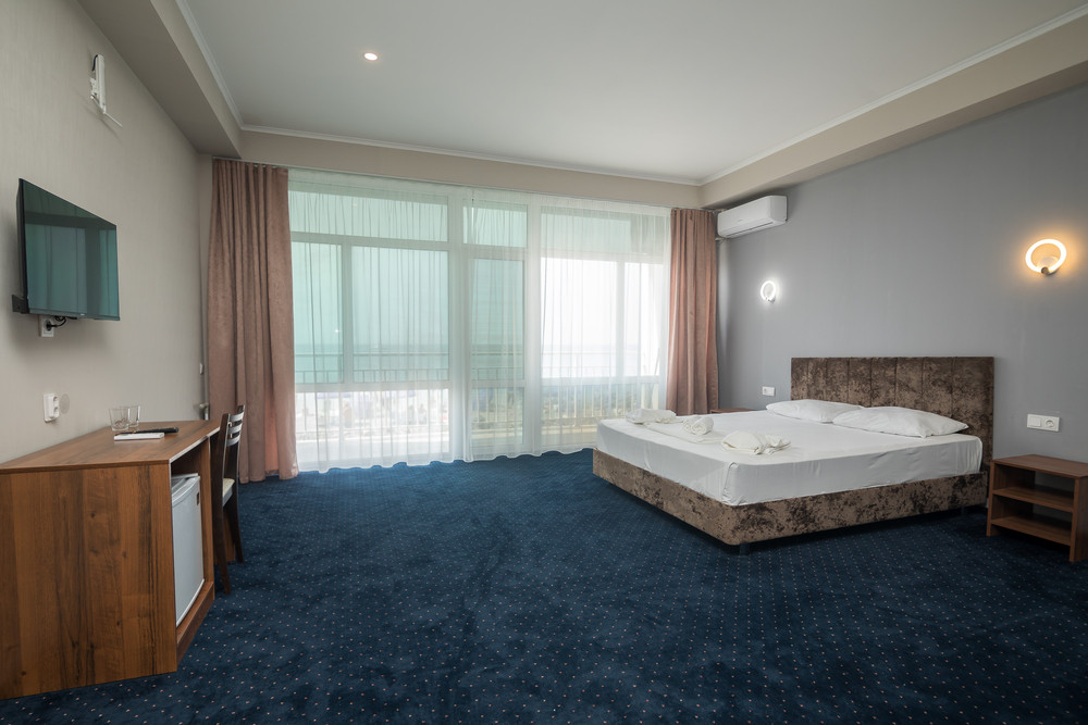 Фото отеля ЛАЗУРНЫЙ БЕРЕГ (БЫВШ. ЦАНДРИПШ)