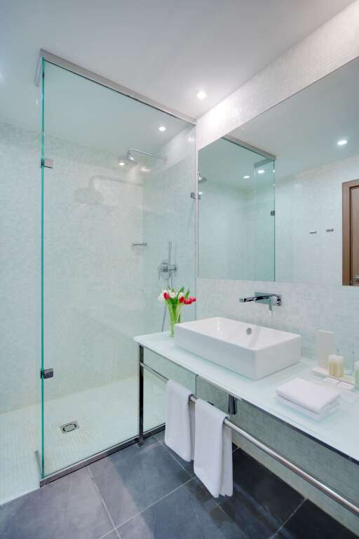 Фото отеля GOLDEN TULIP ROSA KHUTOR (ГОЛДЕН ТУЛИП РОЗА ХУТОР)