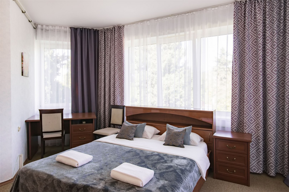 Фото отеля GRAND CRYSTAL GROUP (КРИСТАЛЛ)