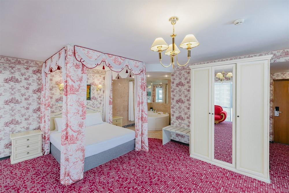 Фото отеля CITY PARK HOTEL SOCHI (EX. МАРИНС ПАРК)