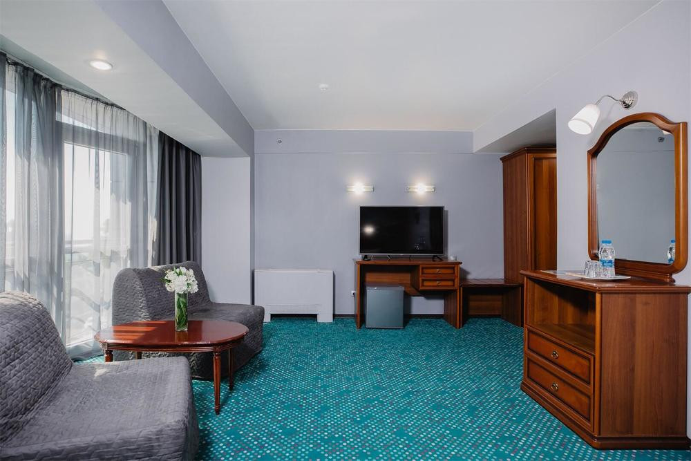 Фото отеля CITY PARK HOTEL SOCHI (EX. МАРИНС ПАРК)