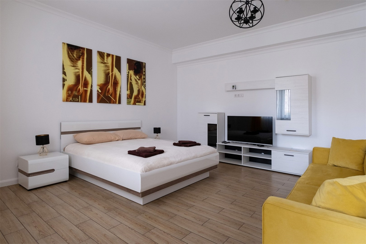 Фото отеля ЯНТАРНАЯ КОРОНА АПАРТАМЕНТЫ