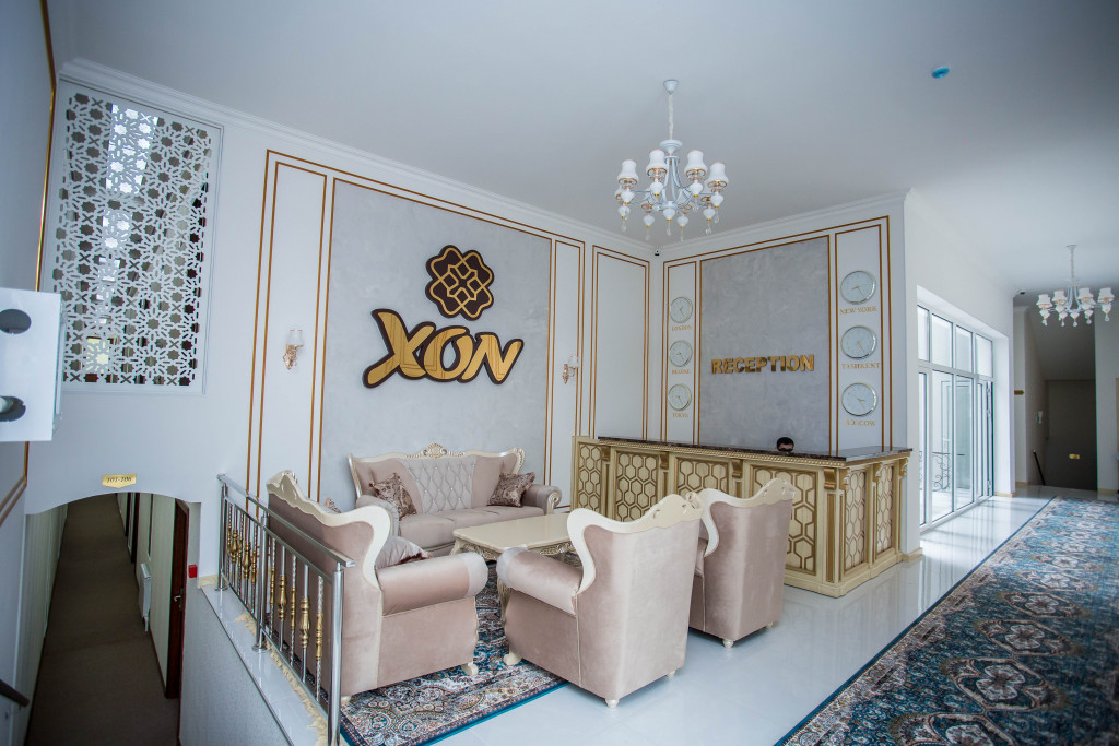 Гостиница хон ташкент. Хон сарой мехмонхона. Xon palace hotel tashkent. Hon saroy ташкент. Reikartz xon.