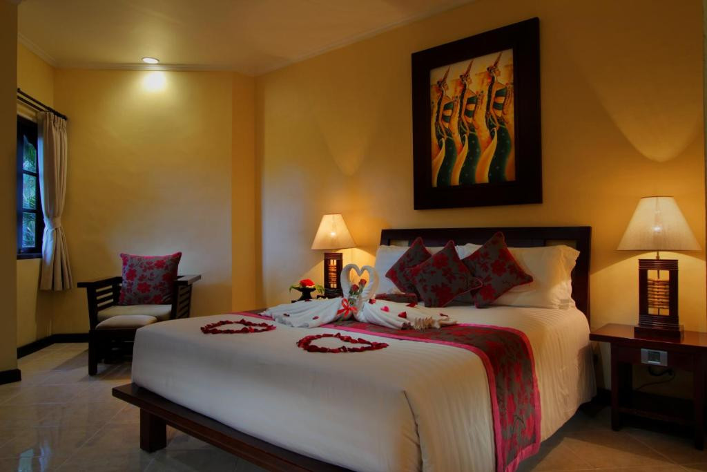 Фото отеля ADI DHARMA HOTEL KUTA