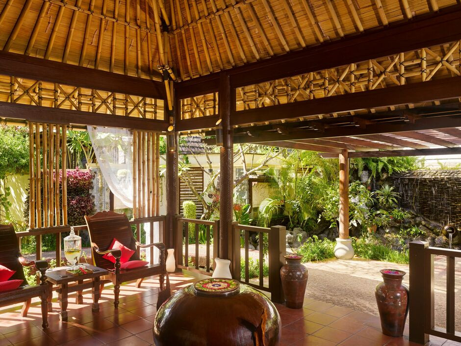 Фото отеля ROYAL ISLAND RESORT & SPA