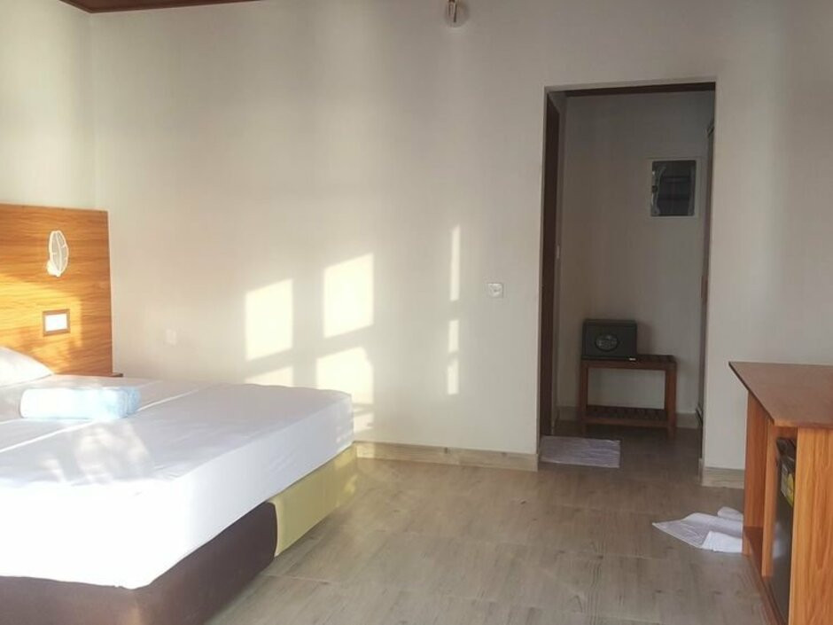 Фото отеля LAGOON VIEW MALDIVES