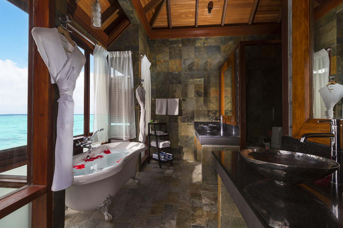 Фото отеля SUN SIYAM OLHUVELI MALDIVES (EX. OLHUVELI BEACH RESORT) 