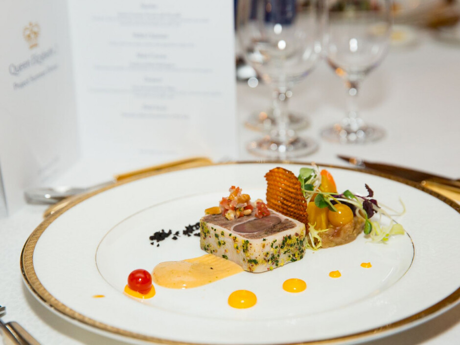 Фото отеля QUEEN ELIZABETH 2