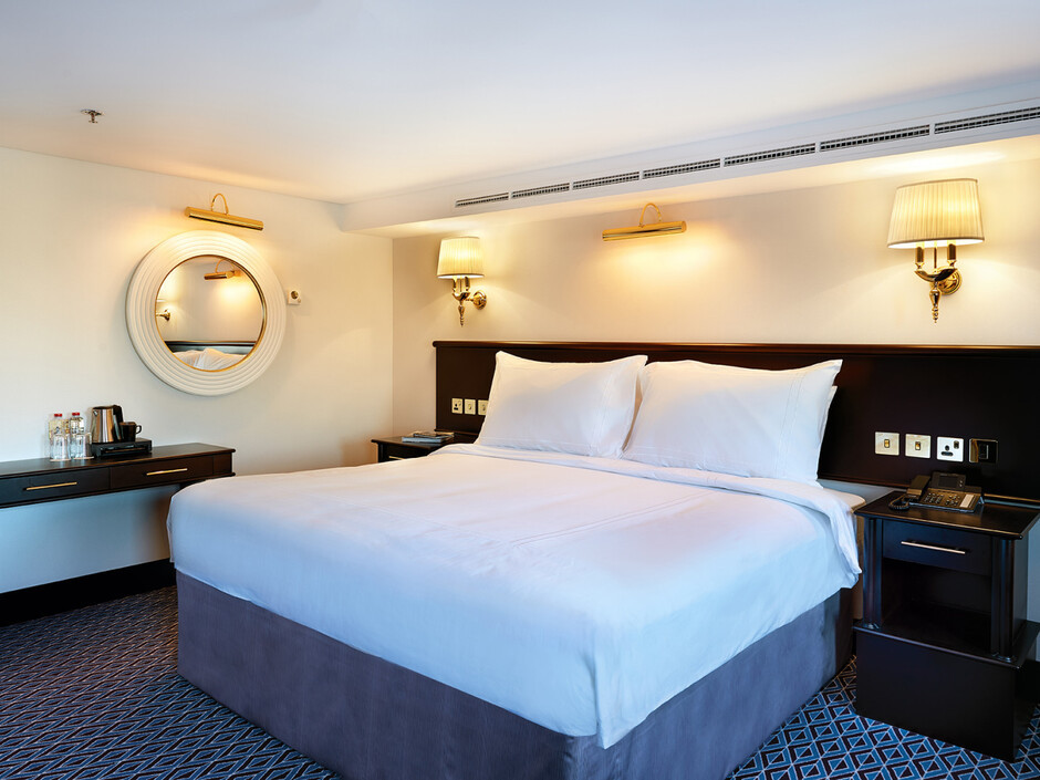 Фото отеля QUEEN ELIZABETH 2