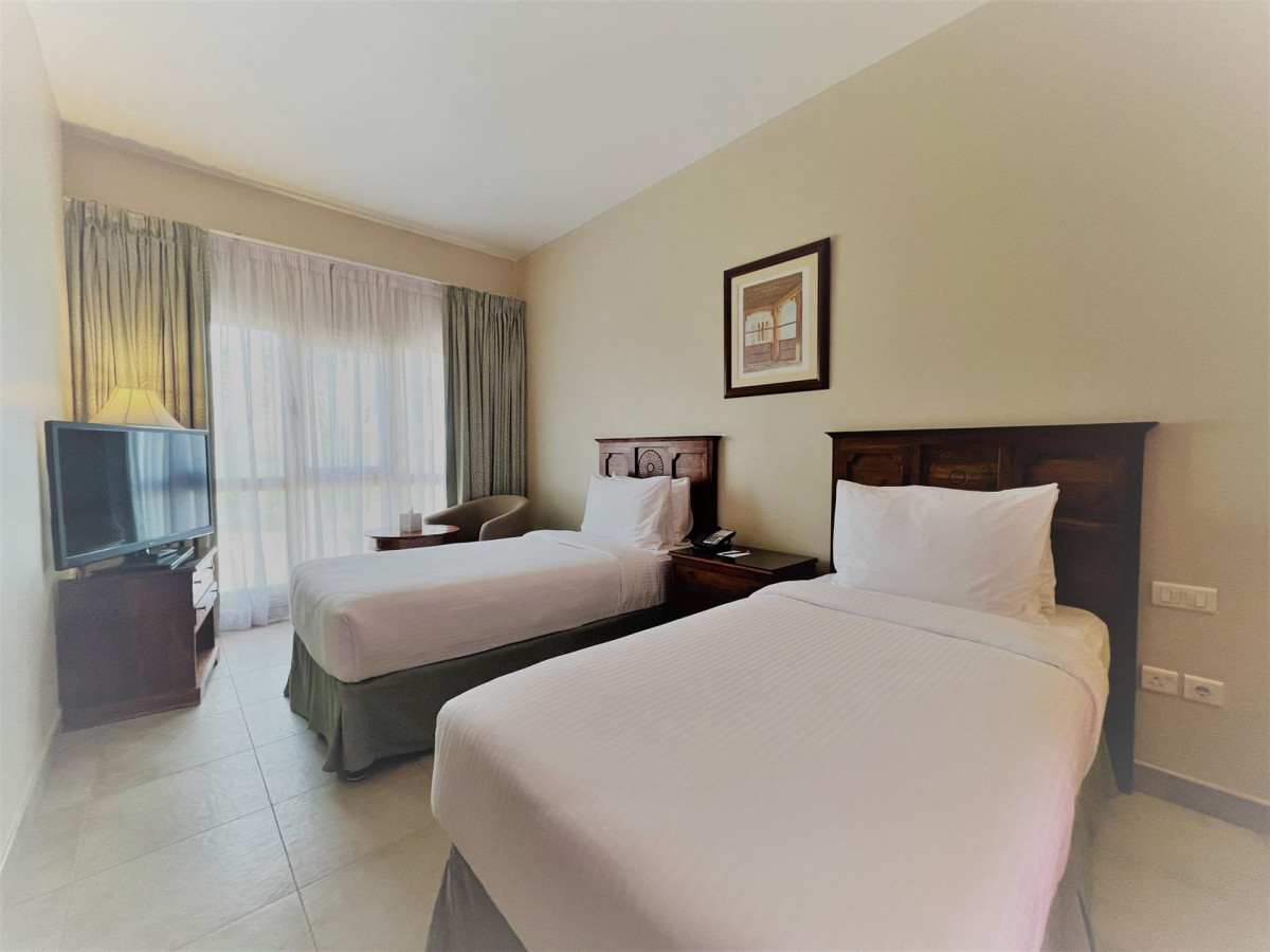 Фото отеля AL HAMRA VILLAGE