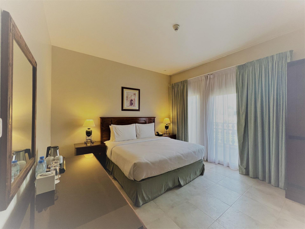 Фото отеля AL HAMRA VILLAGE