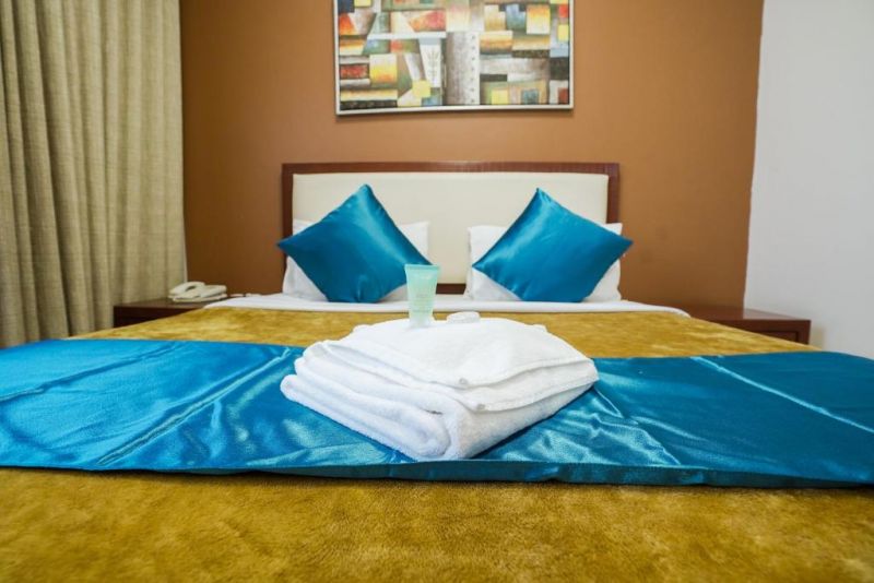 Фото отеля CRYSTAL PLAZA