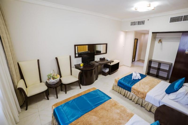 Фото отеля CRYSTAL PLAZA