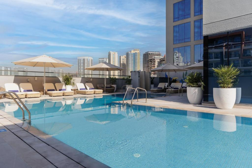 7. Holiday Inn Dubai Village Circle (Ex. Hotel Avalon) 3*