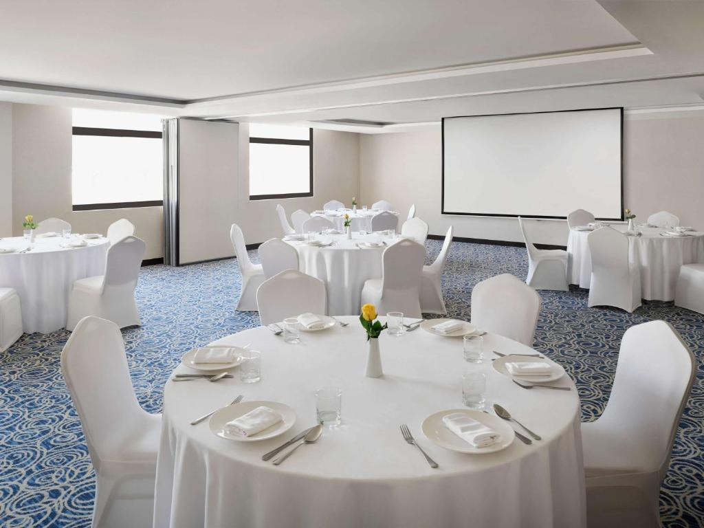MOVENPICK HOTEL APARTMENTS AL MAMZAR - фото 6