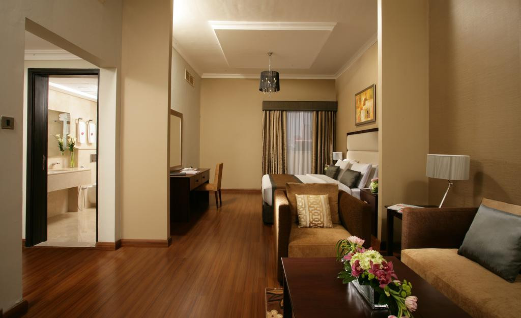 Фото отеля RAMADA HOTEL & SUITES AJMAN